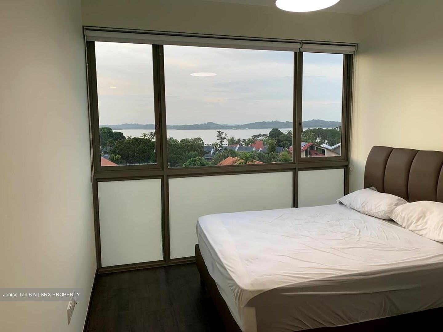 Pasir Ris Avenue (D18), Condominium #496580041